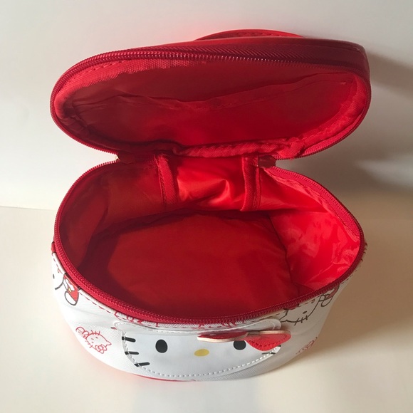 Hello Kitty Bags - Picture 8 of 10